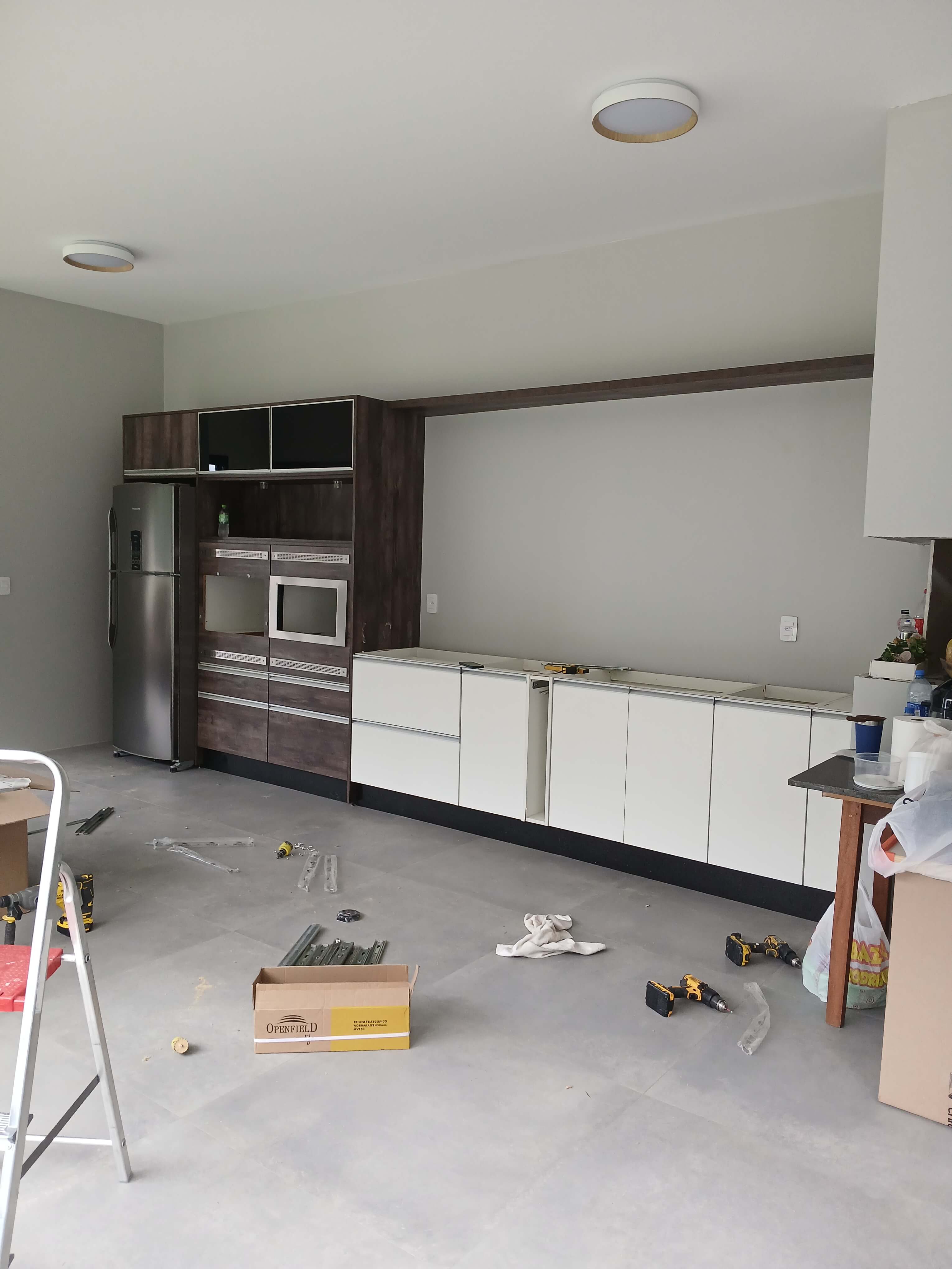 Desmontagem e remontagem de cozinha em mudanças
